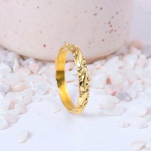 

Ручна робота! Делікатна каблучка з латуні $\mid$ Складний квітковий різьблений безперервний візерунок $\mid$ Мінімалістична богемна повсякденна ювелірна прикраса в подарунок. 12 срібний