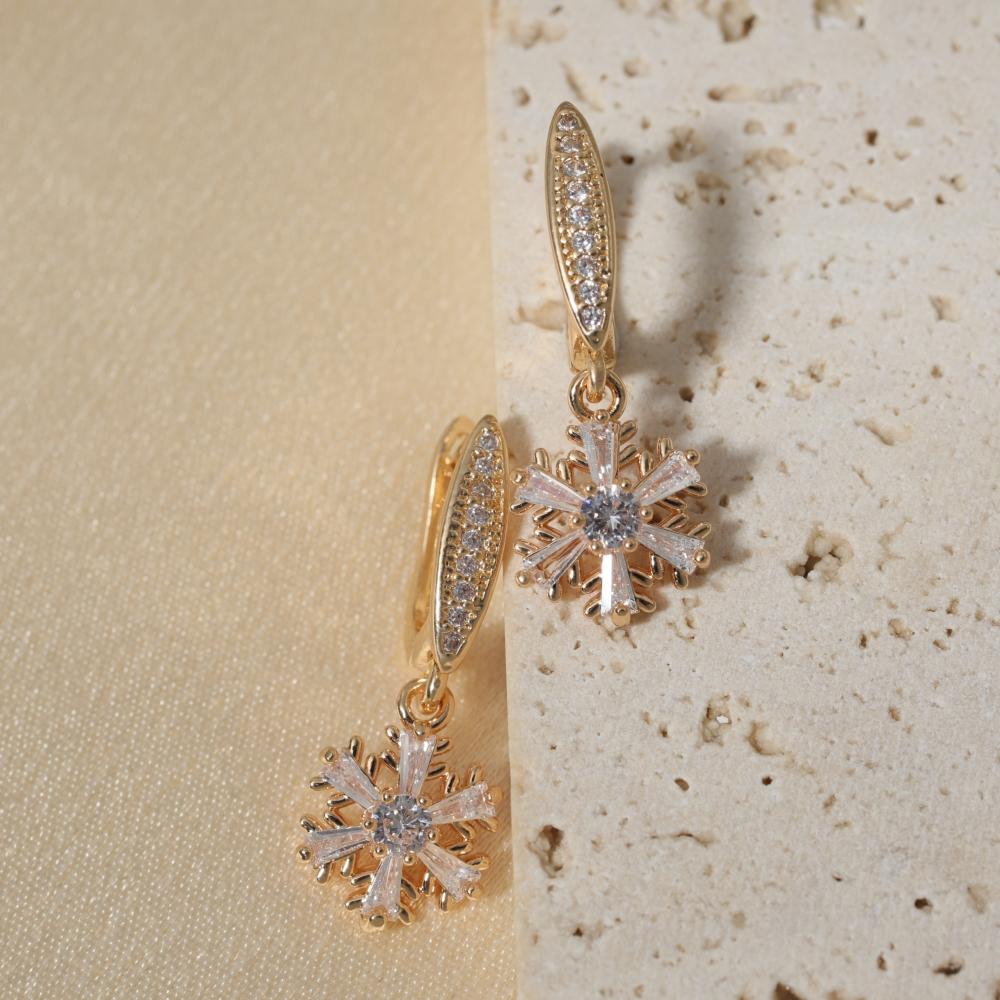 1 Pair Snowflakes Dangle Earrings for Women Zirconia Earring Jewelry Wedding Party Accessories