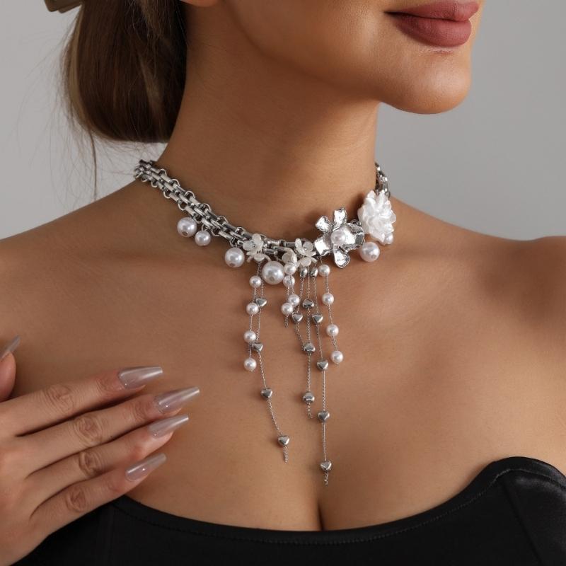 Elegant Flower Design Necklace With Dangling Beaded Tassels Adjustable Length Romance Pearls Accessory