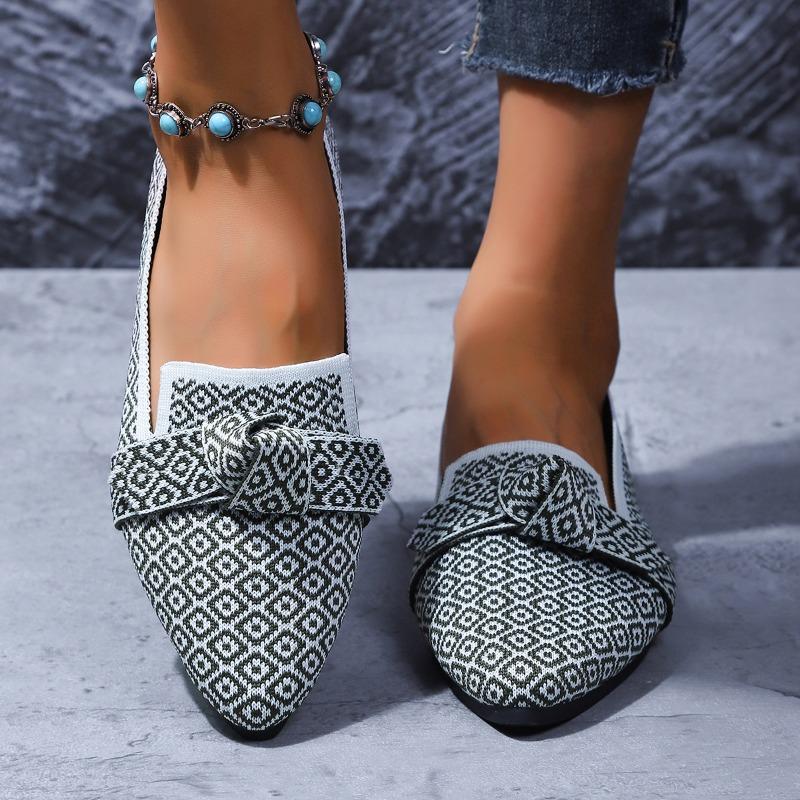 Large size lightweight pointed Doudou women's shoes spring and autumn new bow comfortable versatile non-slip women's shoes