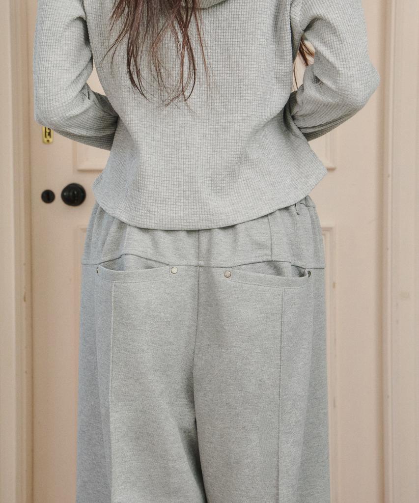 Eobdeulaepeuteu Cotton Blend Wide Track Pants [Grey]