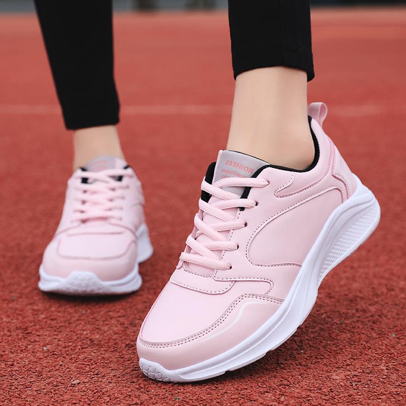 Large size sports shoes women's autumn and winter new leather casual running shoes flat non-slip comfortable travel shoes