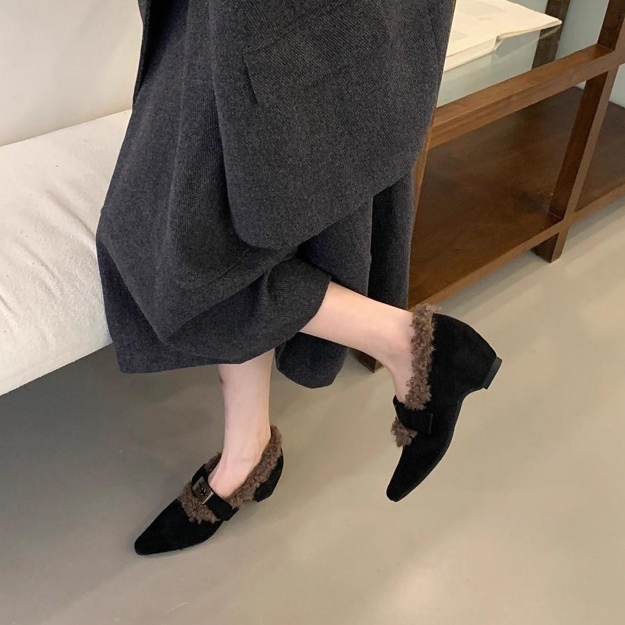 Korean version of pointed suede metal buckle with Mary Jane shoes autumn and winter fluffy light mouth single shoes