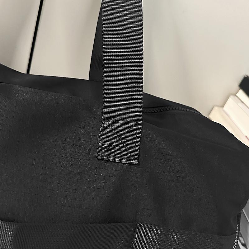 Travel Bag Large Capacity Solid Color Storage Shoulder Bag Fitness Lightweight Duffel Bag