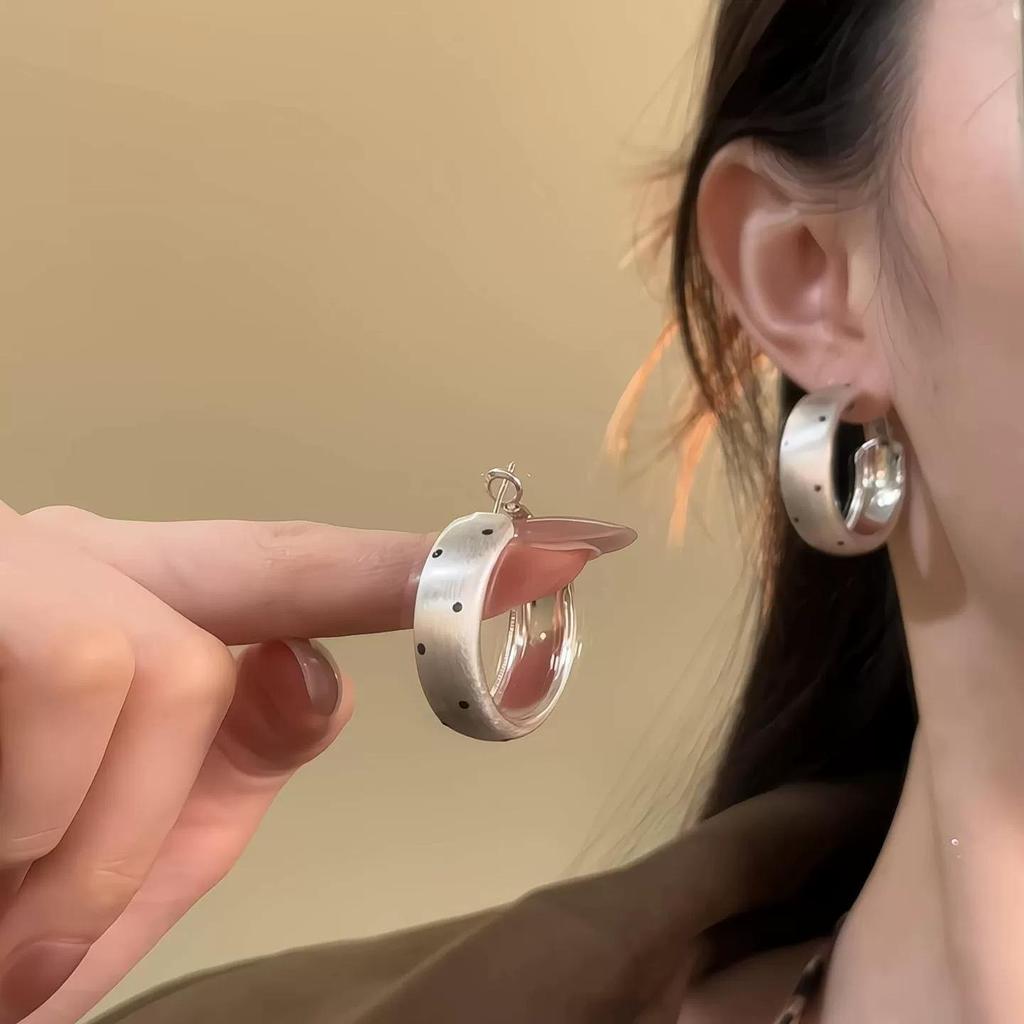 S925 Silver Needle Statement Hoop Earrings - Elegant, Versatile, Lightweight, Simple Luxury for Women