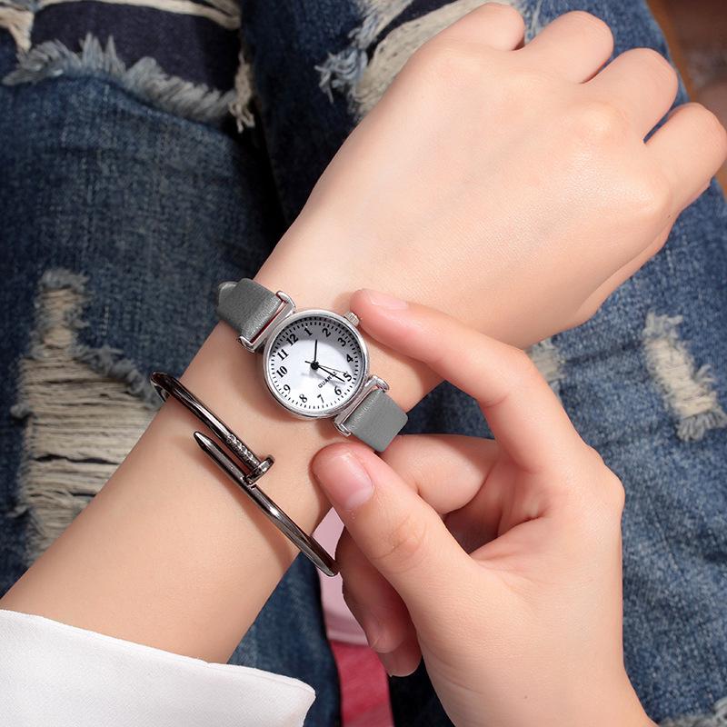 

Trendy Korean Women s Petite Digital Wristwatch сірий колір