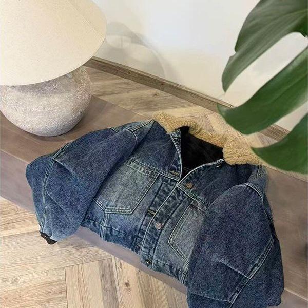 2025 Women's Winter Denim Jacket with Velvet Lining, Retro Short Style, Versatile and Thickened Loose Fit