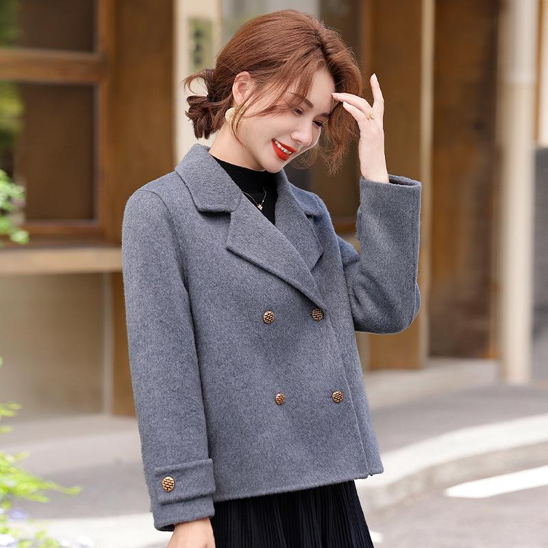 

Fashionable Wool-Blend Coat: Autumn/Winter 2025 Slimming & Age-Reducing Style for Middle-Aged Women XL (130-150 lbs)