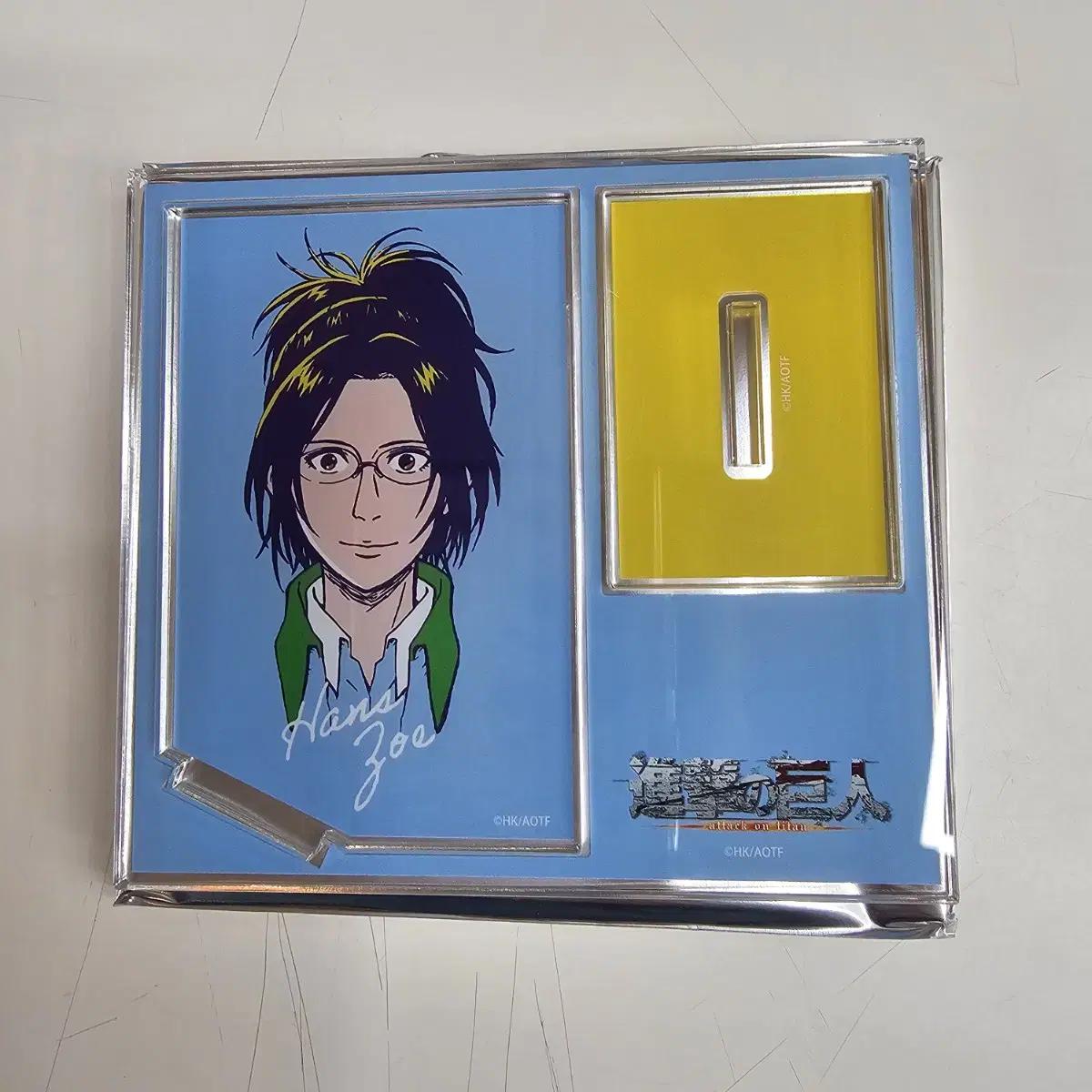 

Атака Титанов Атака Титанов Аниме Коллаборация Кафе Продаёт Акрил У Ханджи