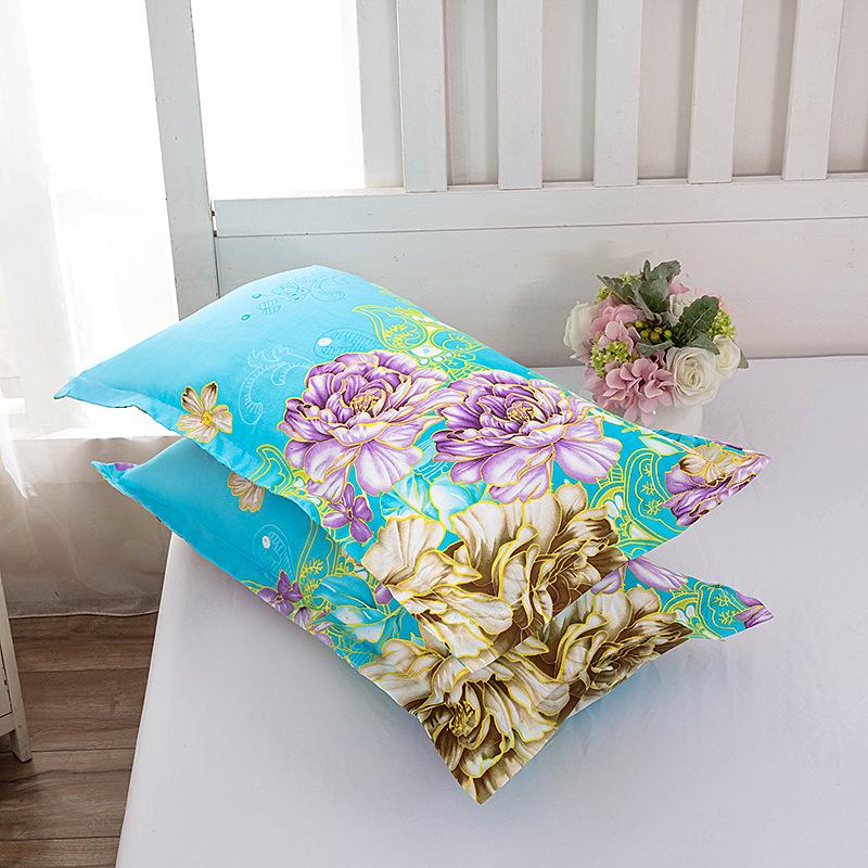 Set aus zwei modernen minimalistischen Kissenbezügen aus reiner Baumwolle für Studentenwohnheime und Zuhause