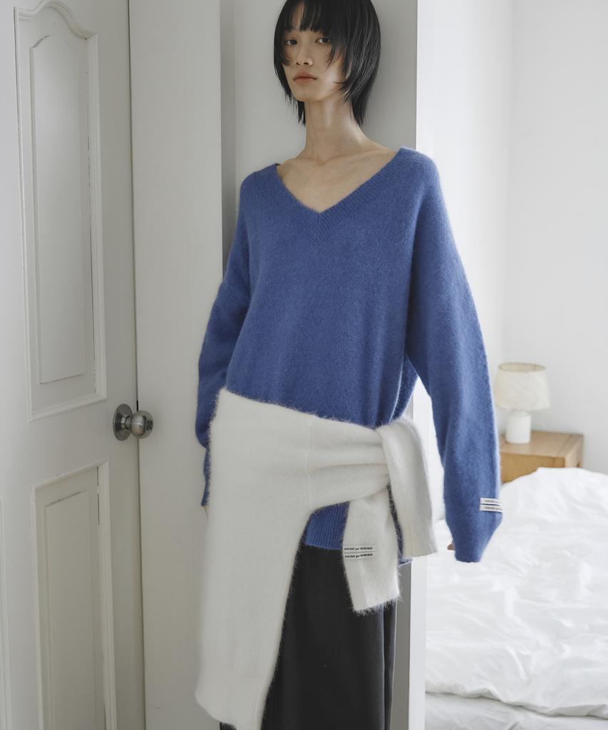 Mosyupamosyu Loose Fit Angora V-Neck Knit [Blue]