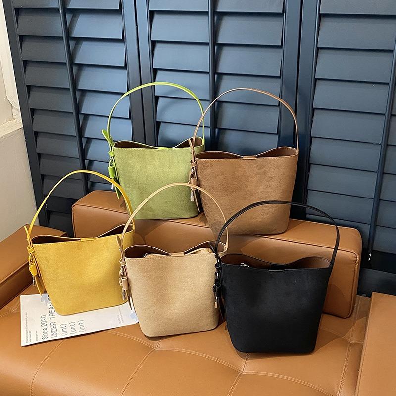 Premium Suede Bag Women's New Versatile Shoulder Mother and Child Bag Large-capacity Commuter Bucket Bag