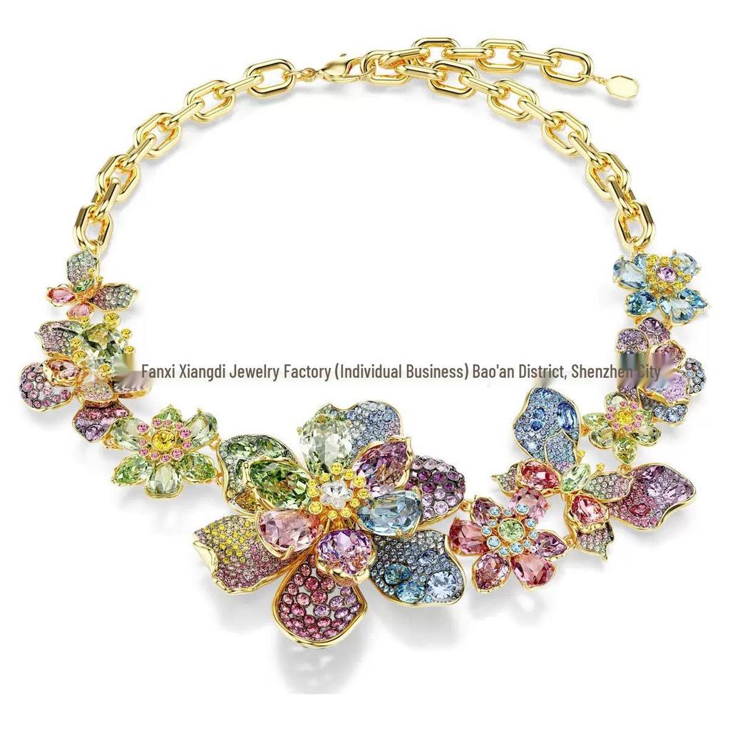 Idyllia Flower Dopamine Jewelry Set: Necklace, Bracelet, Earrings, Ring with Austria Crystals