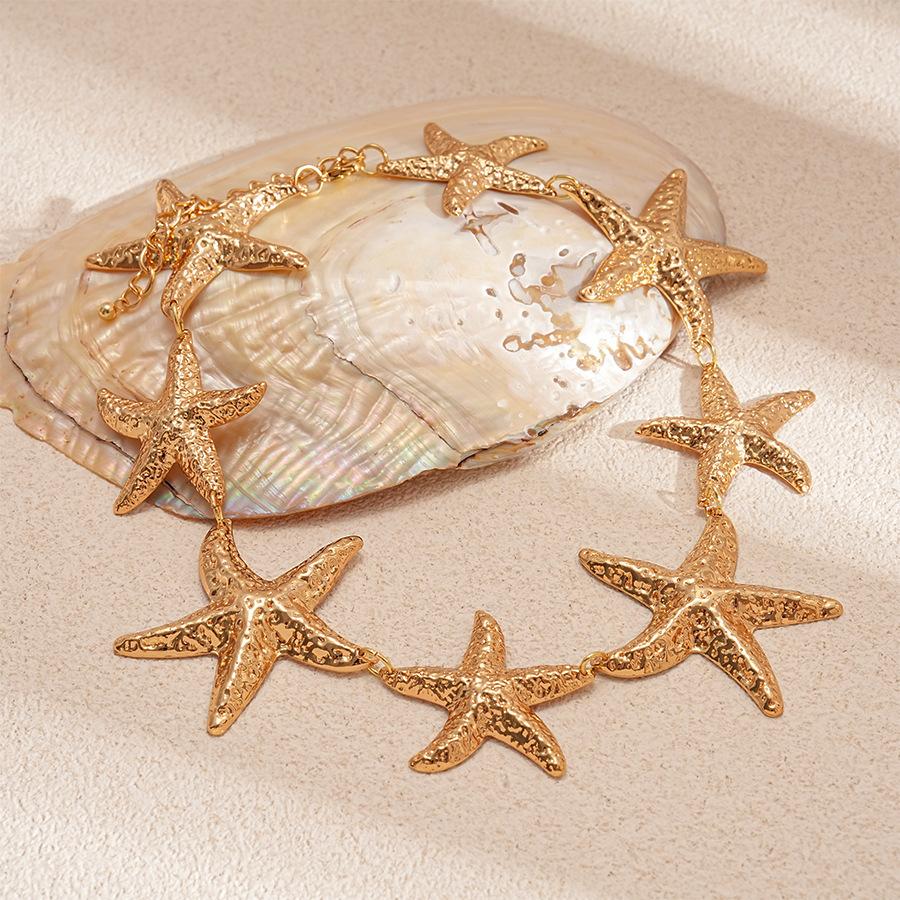 European and American Cross-border Exaggerated Geometric Flower Necklace Accessories Women's Summer High-end Clavicle Chain Niche Personality Items