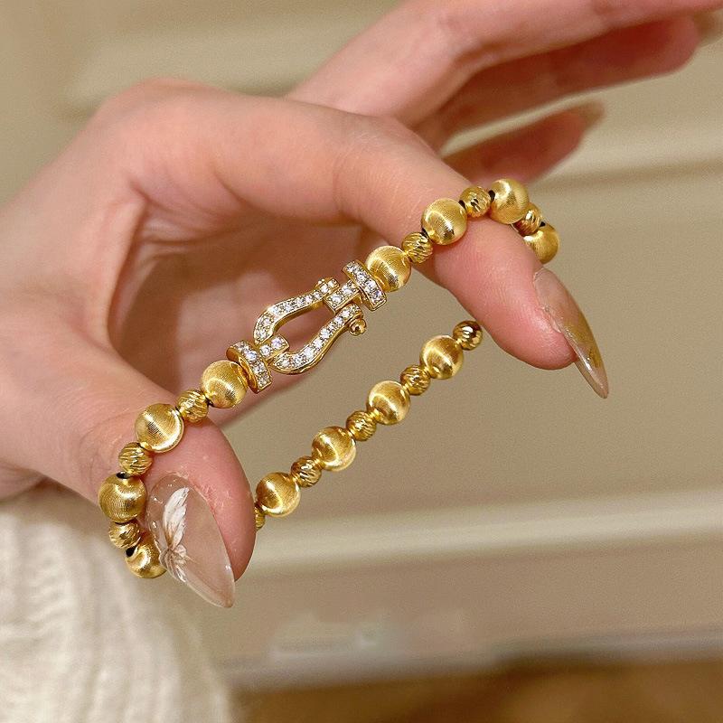 

Brushed cat s eye horseshoe buckle bracelet light luxury niche fashion temperament versatile high-end jewelry