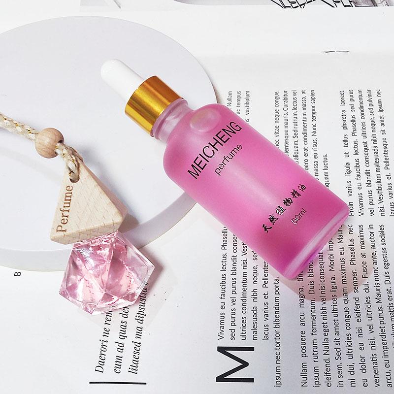 High-End Car Perfume Pendant: Essential Oil Hanging Diffuser for Men and Women Fragrance