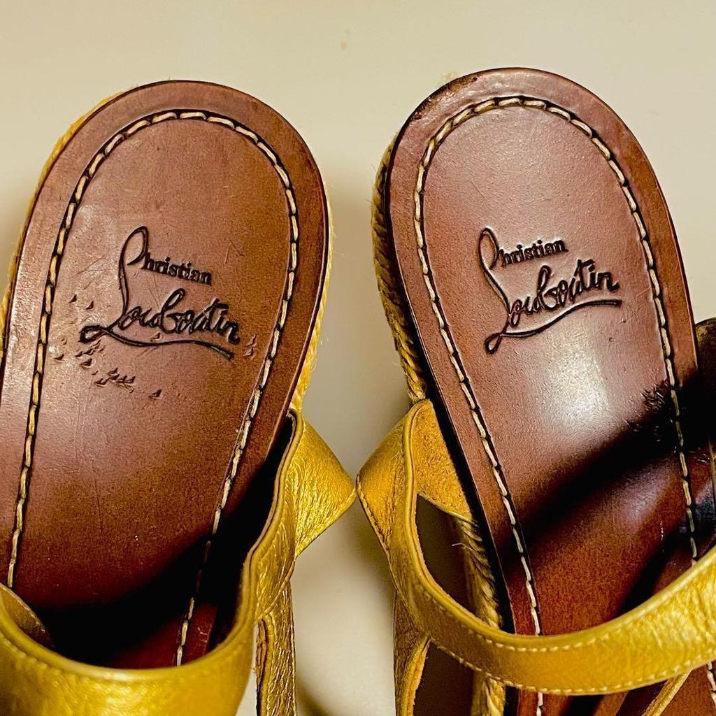 [USED] Rare color Louboutin sandals, size 36, gold, espadrilles, wedge soles