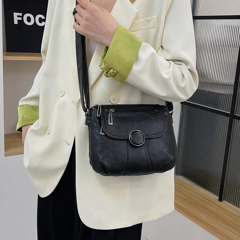 Popular women's bag this year autumn new fashion simple foreign trend shoulder small square messenger bag