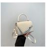 Fashion splicing contrasting colors, new women's 2025 summer models, go to work with temperament, crossbody shoulder handbag