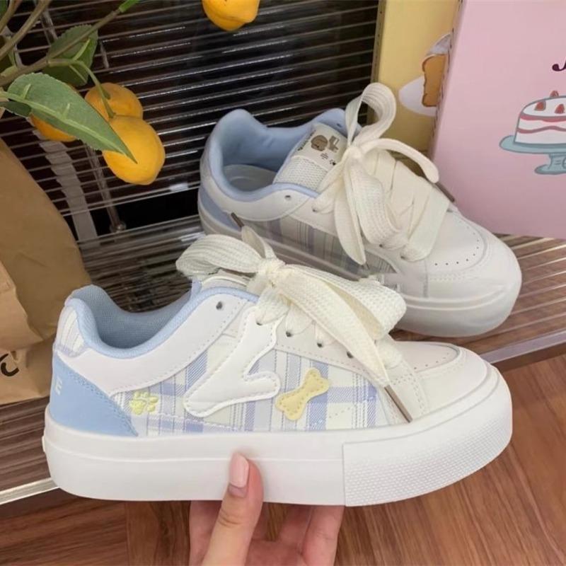 New Versatile Sneakers, Breathable Thick-soled Casual Bread Shoes