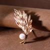Vintage Gold Wheat Ear Brooch for Women - High-End Corsage Pin and Clothing Accessory