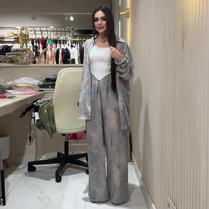 

Комплект женской свободной футболки тай-дай и повседневных длинных брюк в европейском и американском стиле, осень 2024 L серый