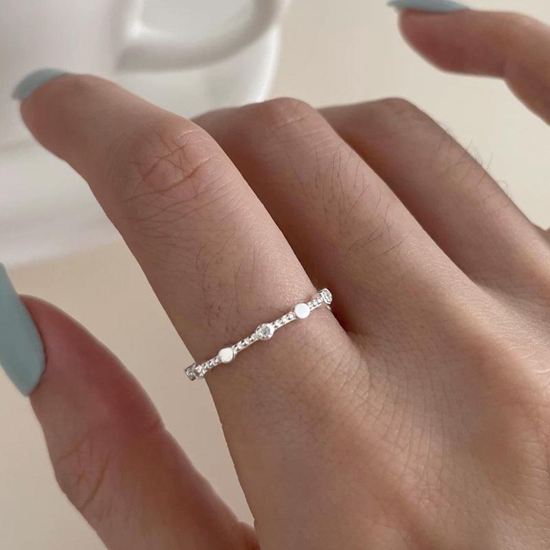 

Кольцо Sweet Cool Wind Empty Flower Opening Ring для женщин, нишевый дизайн, чувство простоты индивидуальности, модное универсальное кольцо