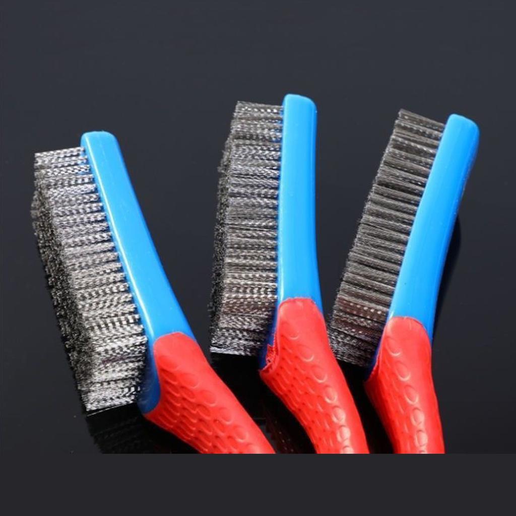 High Durability Effective Silicone Handle Steel Wire Brush Suitable For Efficient Cleaning Of Kitchen Stove & BBQ Grills