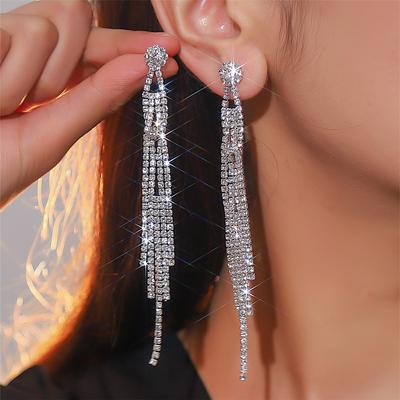 Neue High-End-Temperament-Ohrringe mit vollen Diamanten und superblitzenden langen Fransen, Damen-Mode-Ohrstecker und Ohrschmuck