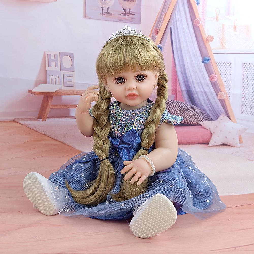 55CM Realistic Reborn Doll with Changeable Clothes | Bath-Friendly Toy for Kids | Soothing Companion Gift