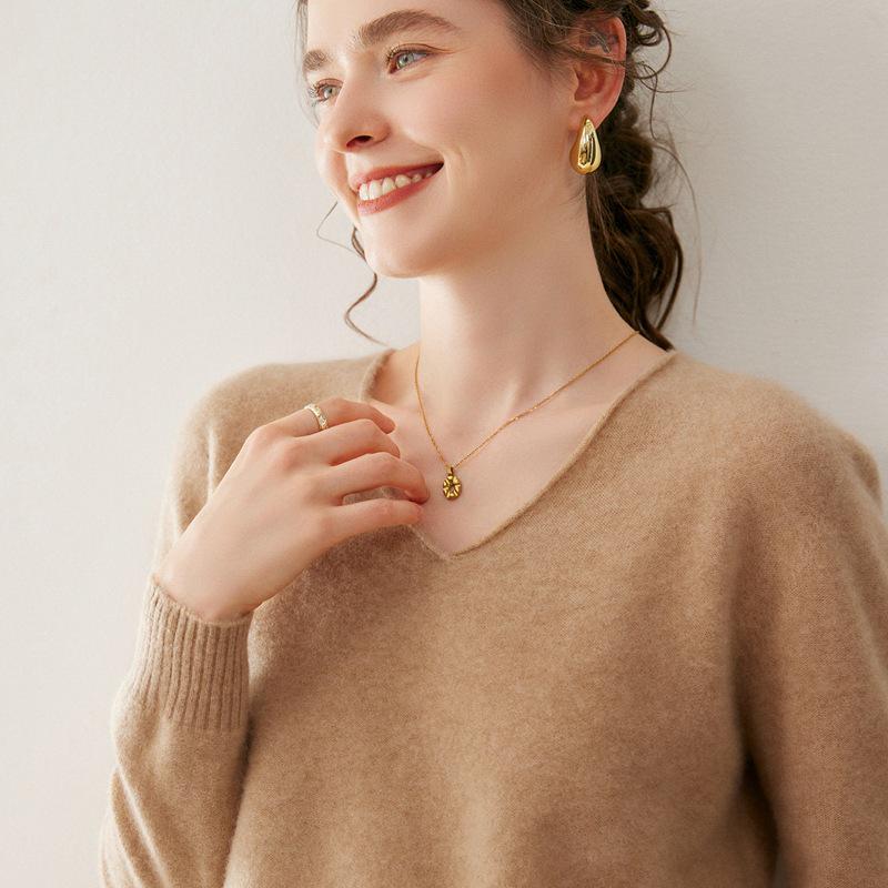 Women's V-Neck Solid Color Cashmere Sweater - Loose Fit, Soft Knit Pullover for Autumn/Winter