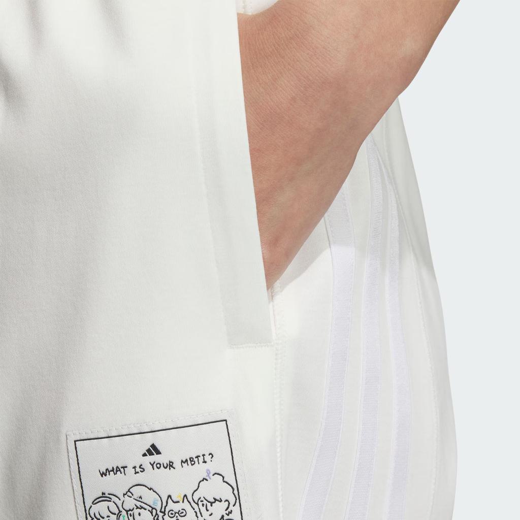 Adidas Graphic Knit Joggers With Striped Cartoon Print Women Bottoms White JN6659