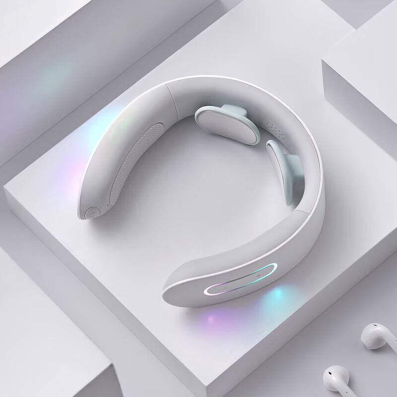 

Bear Portable Neck Massager with Heat