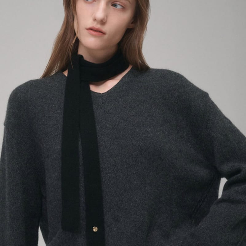 

Saint Luxure 100% Cashmere Thin Muffler Black BLACK