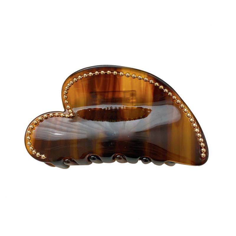 Elegant Handcrafted Gradient Acetate Hair Claw Clip With Heart Design For Fashionable Women