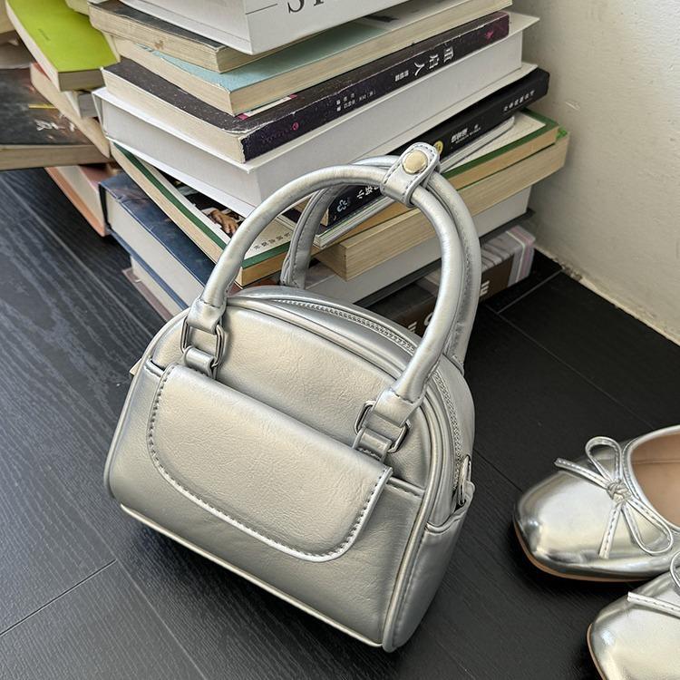 

New Handbag for Women Korean Niche Design Shell Retro Versatile Crossbody Bag Handheld Small Square Bag серебряный