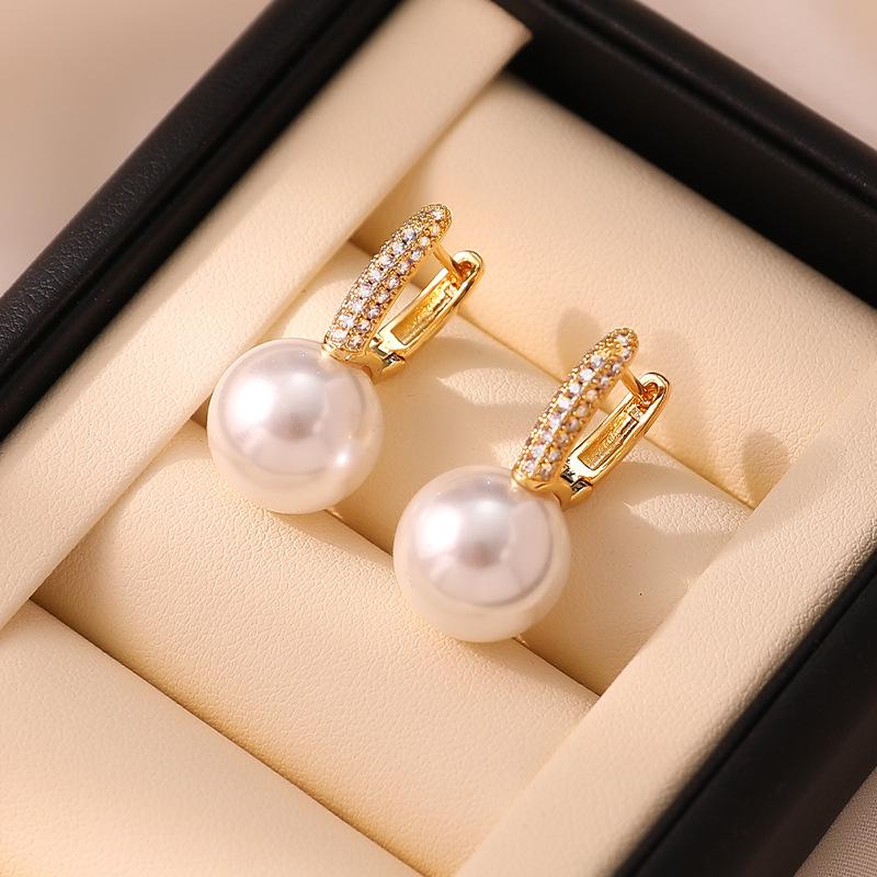 Классические французские серьги с жемчугом и цирконием: 2026 Светлая Роскошь Высококачественные Гвоздики для Женщин