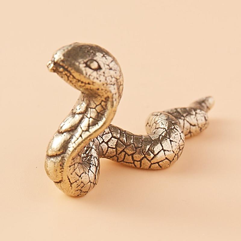 Antique Bronze Cobra Snake Miniature Figurines Copper Carvings Zodiac Animal Desk Decorations Tea Pets Ornaments Brass Crafts