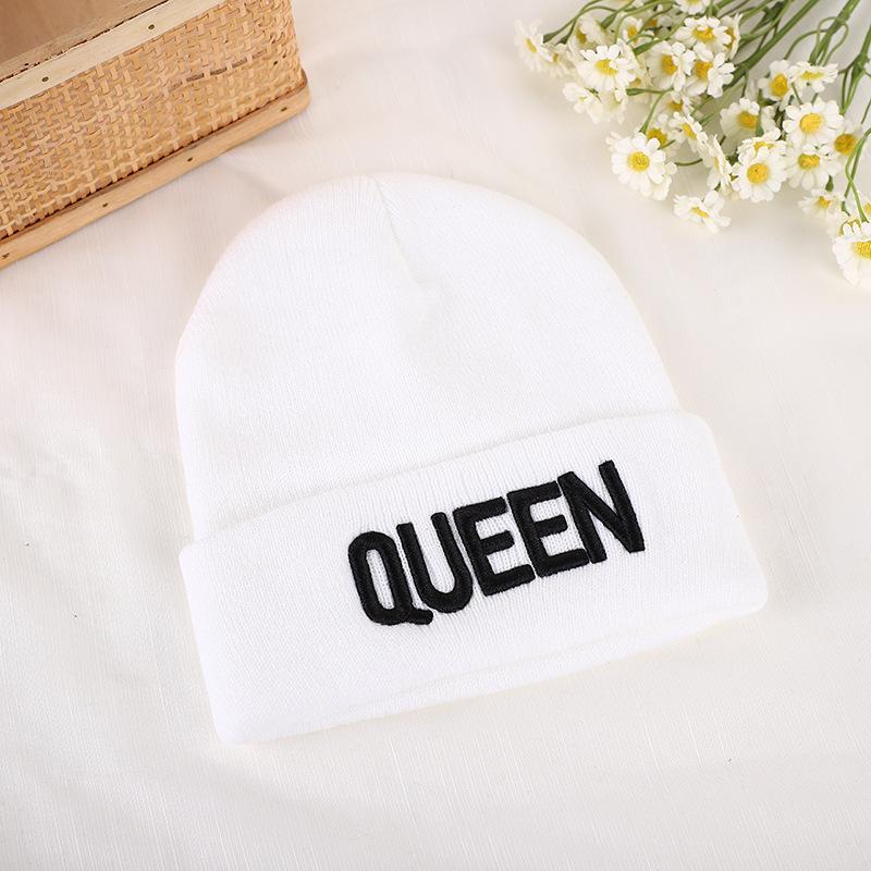 Queen Letter Embroidery Geometric Knitted Hat Winter Warm Men'S And Women'S Outdoor Wool Hat Fashion Simple Cold Hat