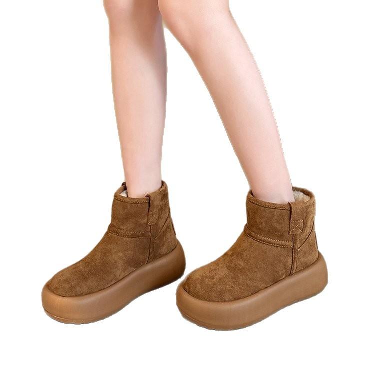 Thick-soled Warm Bread Shoes, Piled and Thickened Snow Boots for Women's 2025 Winter New Internet Celebrity Short Boots Cotton Shoes
