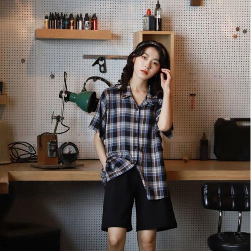Short Sleeved Checkered Shirts for Women Summer Retro Versatile New Tops Loose Single Breasted Lapel Female's Blouses