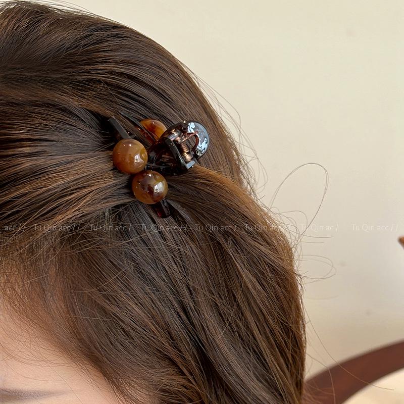 2024 Hochwertige kaffeefarbene Haarnadel: Kleiner Damen-Hai-Clip für Pony und gebrochenes Haar