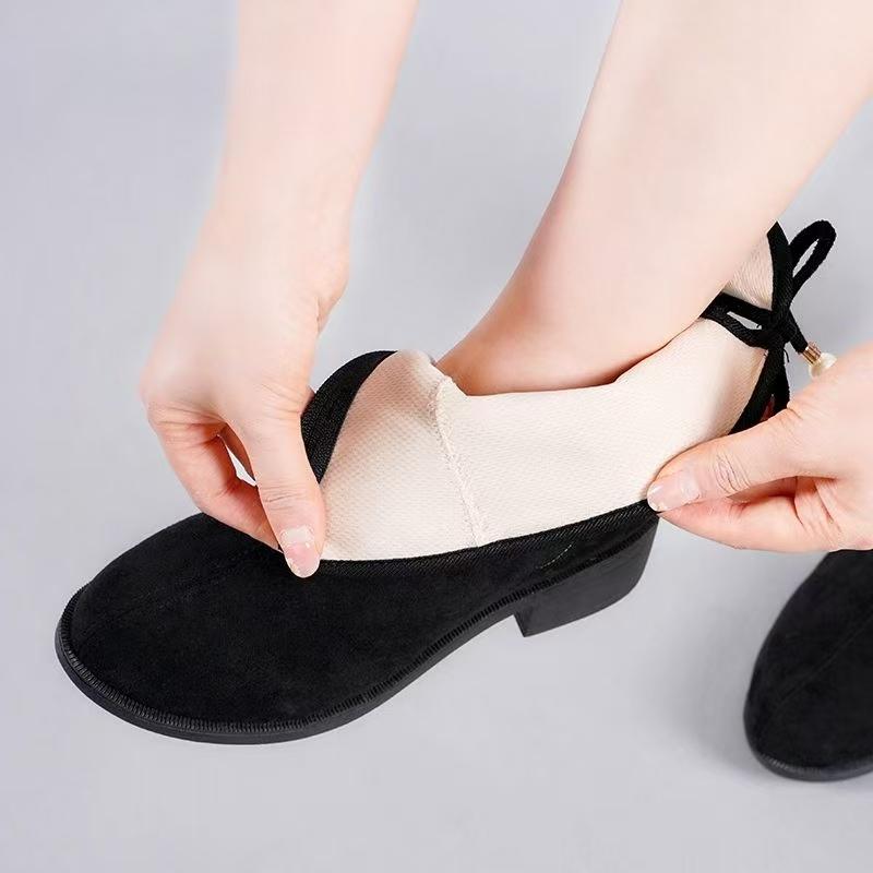 Women's Autumn Winter High Top Embroidered Boots Block Heel Round Toe Ethnic Style Modern Boots Soft Soft Zippers Ankle Boots