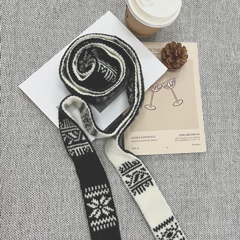 Atmosphere Thin Strip Double-sided Knitted Snowflake Sausage Scarf Versatile Spring Autumn and Winter Retro Trend