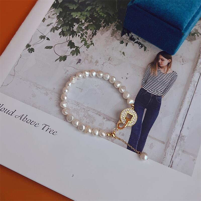 Yuhé Pearl Baroque Bracelet, a brand-new design featuring a money clip for attracting wealth14k Gold-plated for color retention, featuring a unique