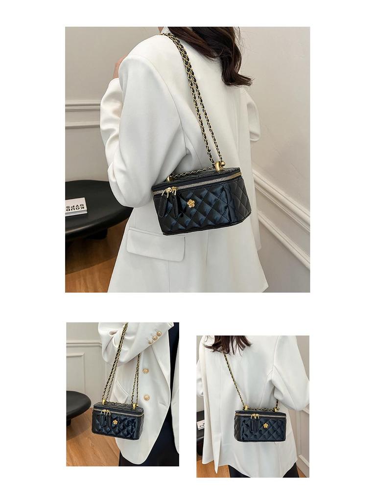 Argyle Embroidered Women's Crossbody Chain Bag - 2025 Spring/Summer Trendy Small Square Bag