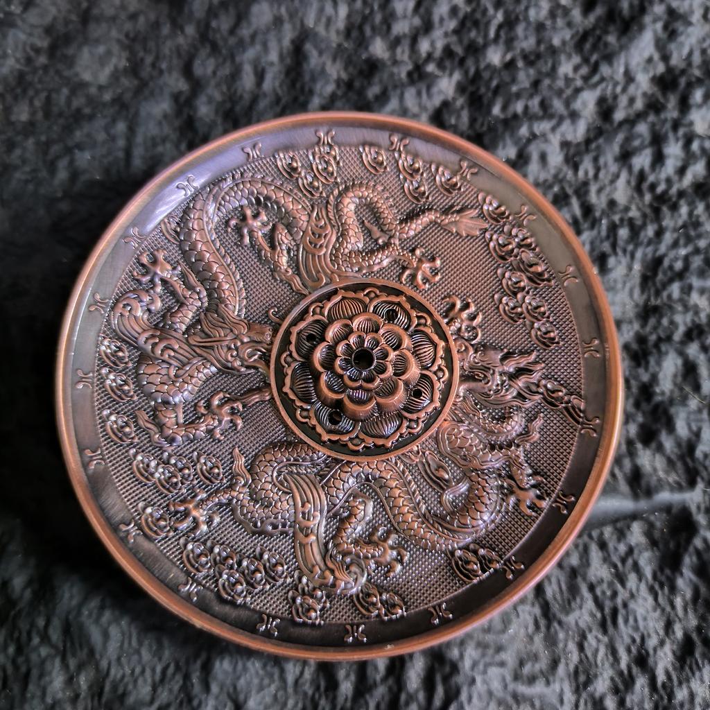 10cm Dragon and Phoenix Sandalwood Incense Burner Metal Incense Sticks Holders Can Use for Ashtray Plate Cup Base Home Decor