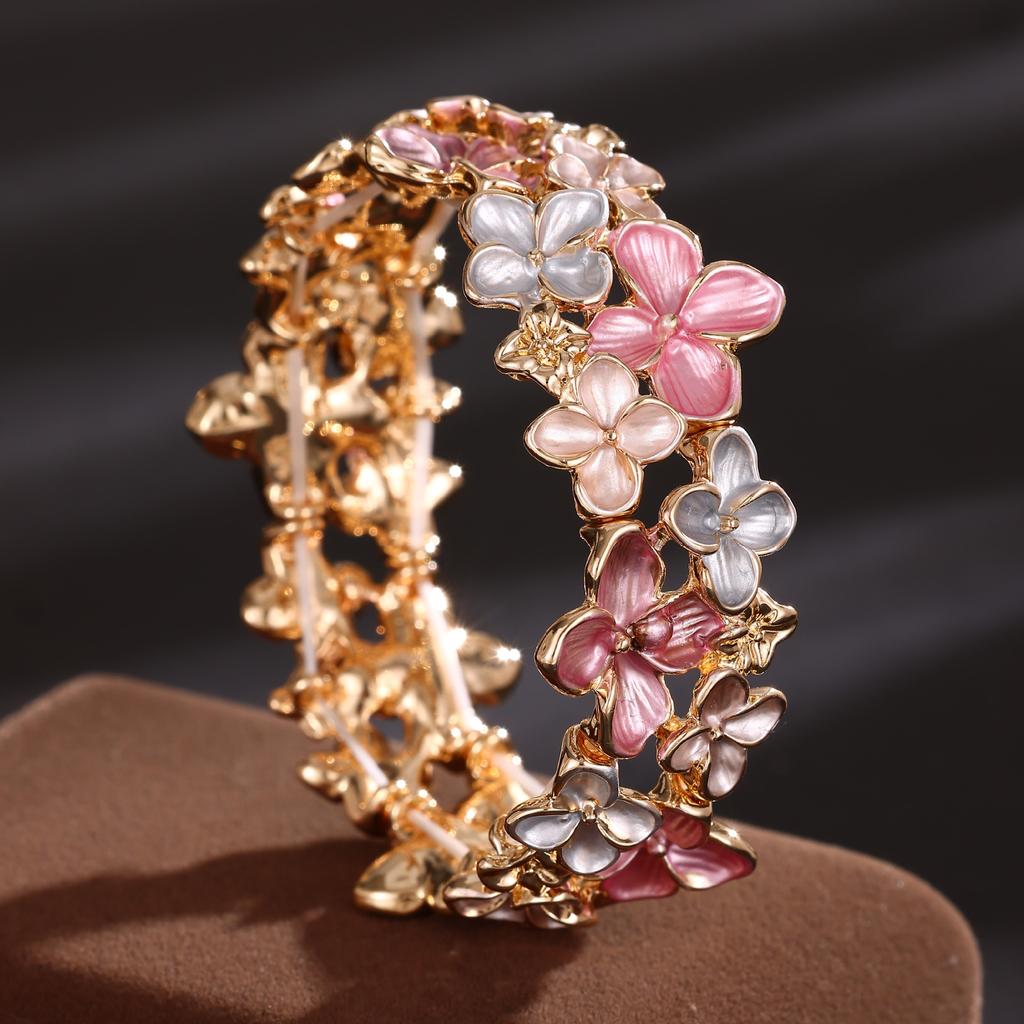 Enamel Hollow Cherry Blossom Elastic Bracelet with High-end Feel, Ladies' Valentine's Day Rose Bracelet