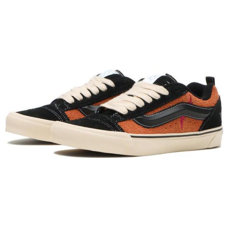 Vans Disney X Knu-Skool Scar Unisex Sneakers Black Scar-Black Brown VN0009QCYS8