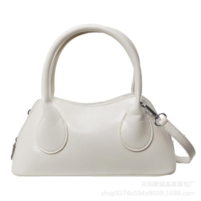 French niche fashion versatile handbag women's 2025 new temperament shoulder bag simple and explosive crossbody bag